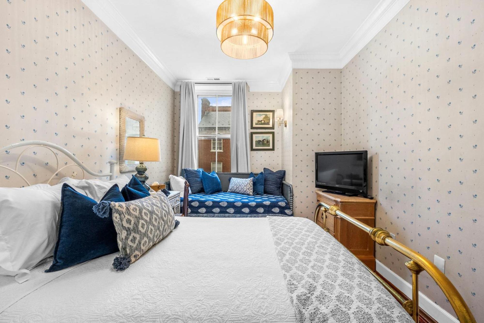 Leesburg Colonial Inn Kültér fotó